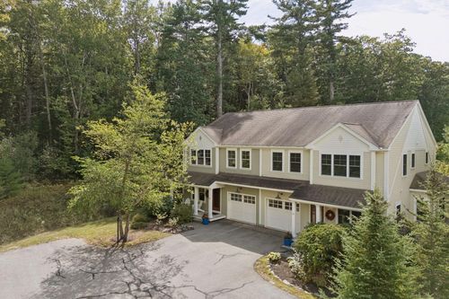 24-26 Harvest Ridge Road, Freeport, ME, 04032 | Card Image