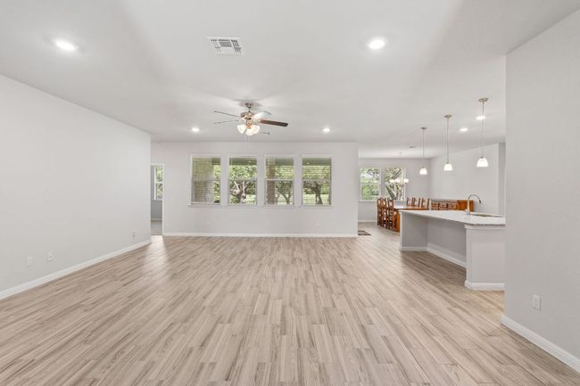 127 Tom Kite Dr, House other with 4 bedrooms, 3 bathrooms and 6 parking in Burnet TX | Image 8