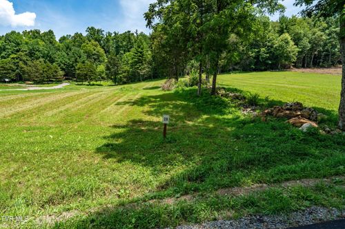 18 Dry Hill Rd, Butler, TN, 37640 | Card Image