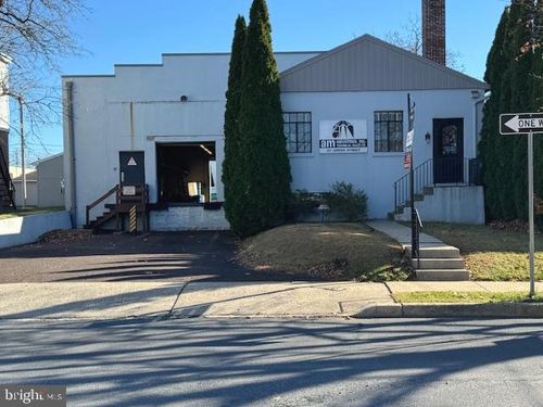 151 Green St, Lansdale, PA, 19446-3609 | Card Image