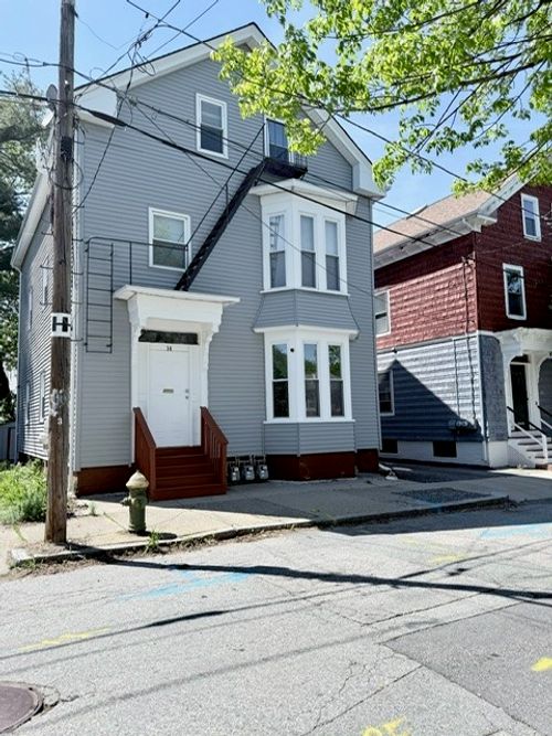 14 Esten St, Providence, RI, 02908-4819 | Card Image