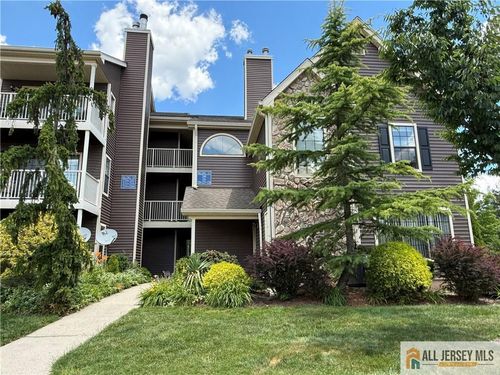226-226 Blew Ct, East Brunswick, NJ, 08816-1837 | Card Image