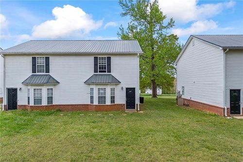 147 Westchester Cir, Athens, GA, 30606-2020 | Card Image