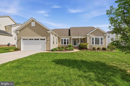105 Ladysmith Dr, STEPHENS CITY, VA, 22655-3254 | Card Image
