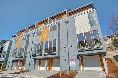 4270 213th Pl Se, Issaquah, WA, 98029-9700 | Card Image