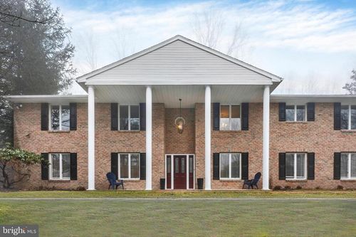 49 Fawn Dr, READING, PA, 19607-9735 | Card Image