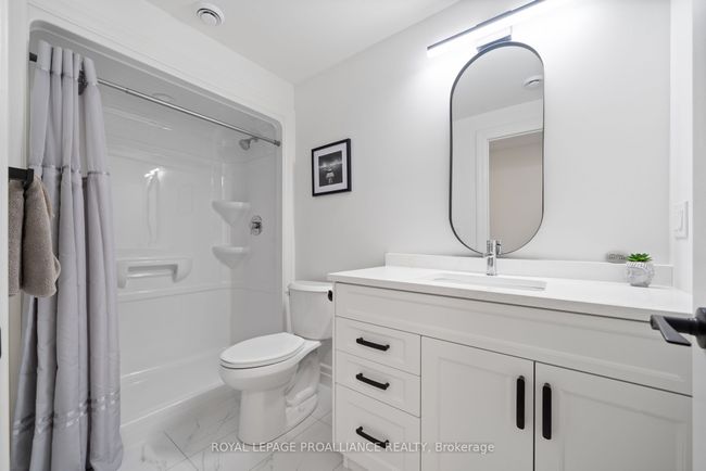 48 Deerview Dr, House other with 3 bedrooms, 3 bathrooms and 4 parking in Quinte West ON | Image 26