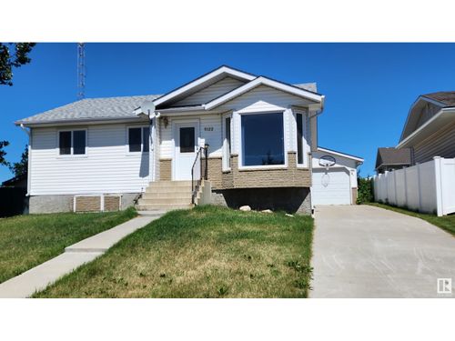 5122 59 Ave, Elk Point, AB, T0A0B9 | Card Image