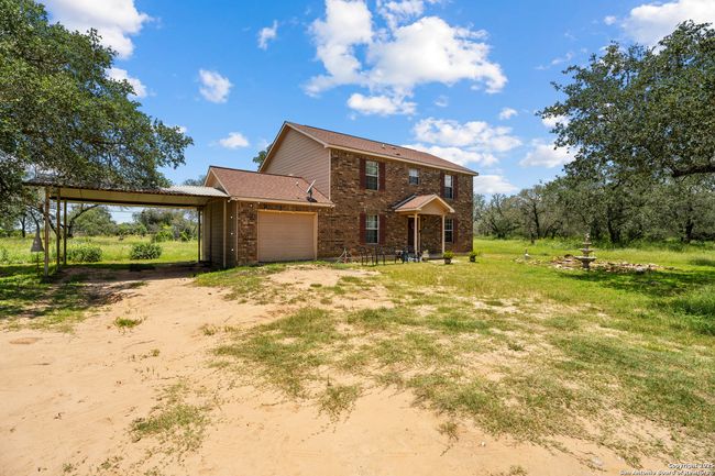 1655 Eichman Rd, House other with 4 bedrooms, 2 bathrooms and null parking in Poteet TX | Image 4