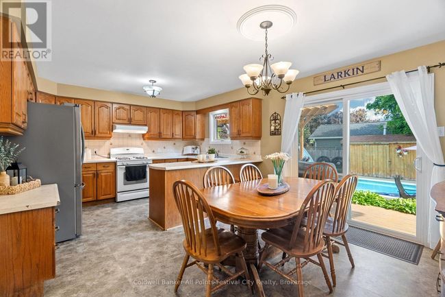 5 Krohmer Dr, House other with 4 bedrooms, 2 bathrooms and 5 parking in Goderich ON | Image 9