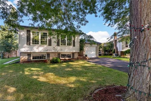 6447 Kendale Crt, Niagara Falls, ON, L2H1Z2 | Card Image