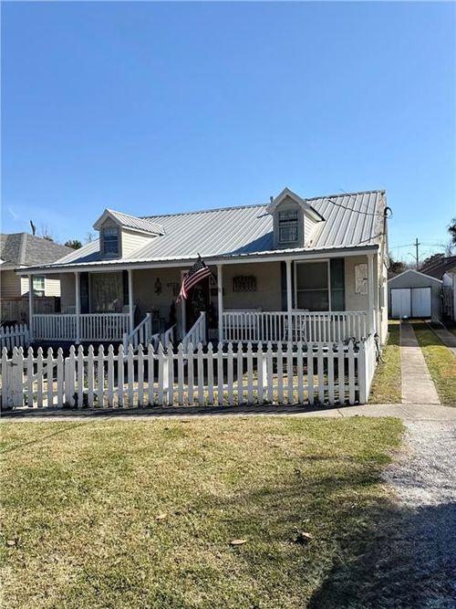 4724 Orleans Blvd, Jefferson, LA, 70121-3104 | Card Image