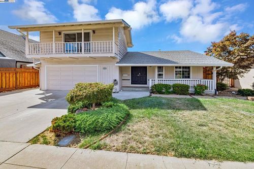 4751 Wadsworth Ct, Fremont, CA, 94538-3351 | Card Image