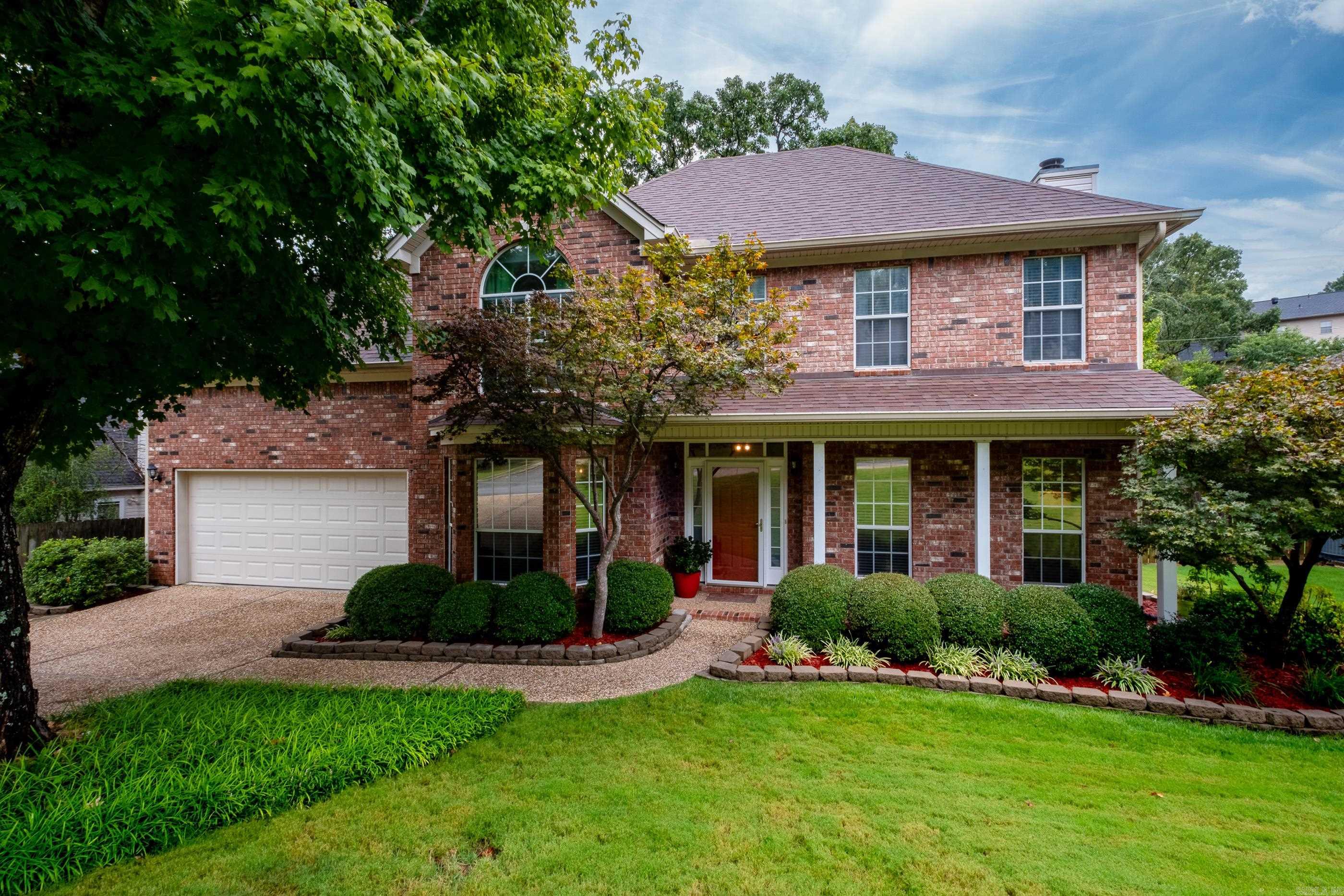 Old Oak Dr, Little Rock, AR 72223