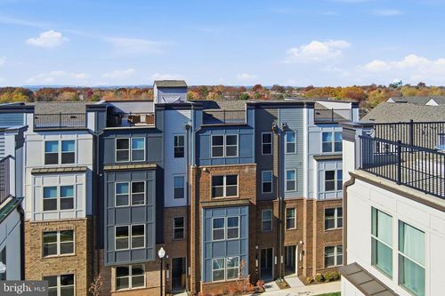 2136 Glacier Road, HERNDON, VA, 20170 | Card Image