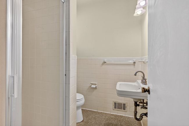 1201 Dundale Cir, House other with 2 bedrooms, 3 bathrooms and null parking in Sherman TX | Image 22