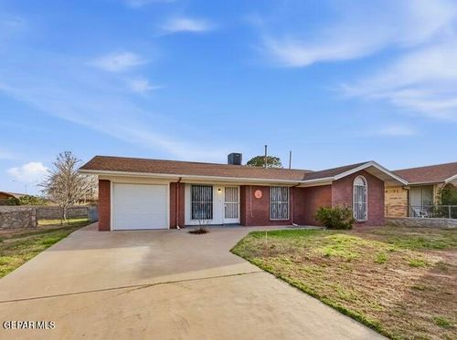 5780 Sweetwater Dr, El Paso, TX, 79924-1309 | Card Image