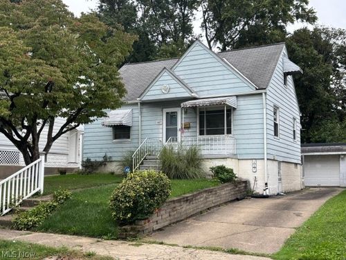449 Marview Ave, Akron, OH, 44310-3328 | Card Image