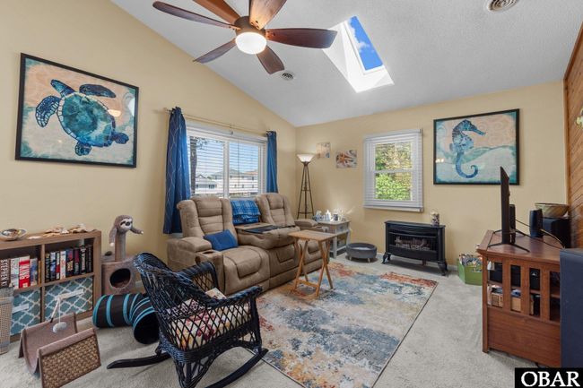 427 Harbour View Dr, House other with 3 bedrooms, 2 bathrooms and null parking in Kill Devil Hills NC | Image 4