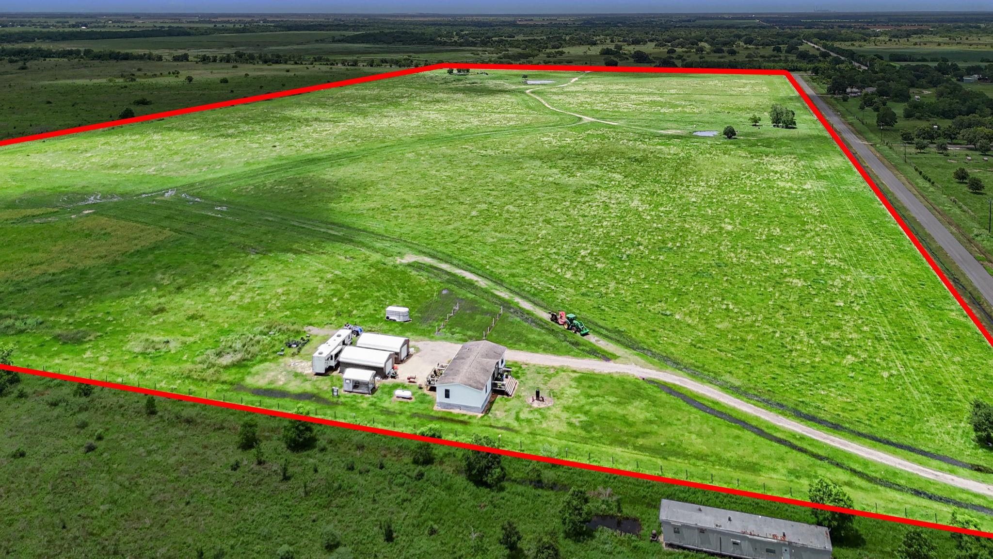 Farm in Damon