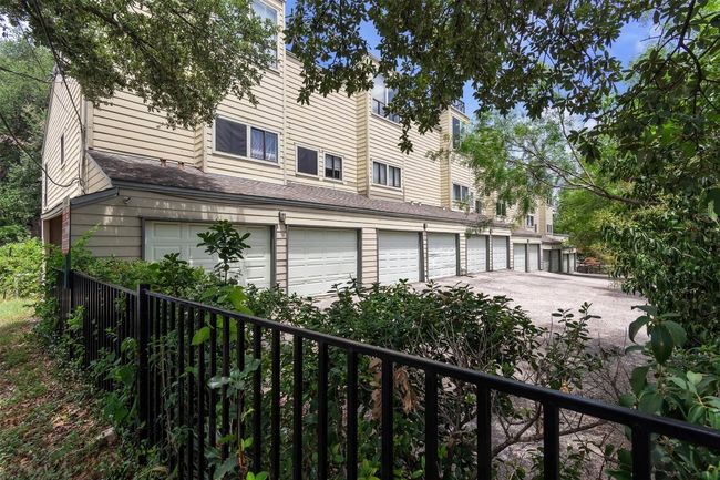 APT-209 - 2612 San Pedro St, Condo with 3 bedrooms, 2 bathrooms and 2 parking in Austin TX | Image 12