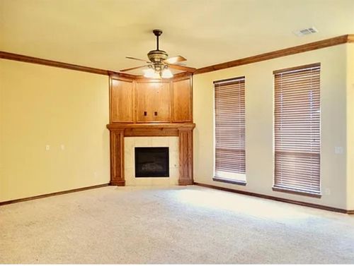 11208 Sw 38th St, Mustang, OK, 73064-9697 | Card Image