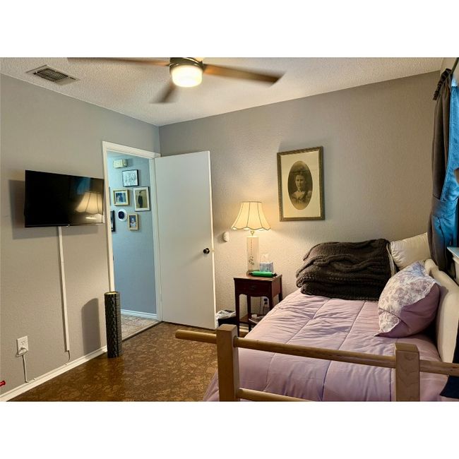 8112 Cache Dr, House other with 3 bedrooms, 2 bathrooms and 6 parking in Austin TX | Image 33
