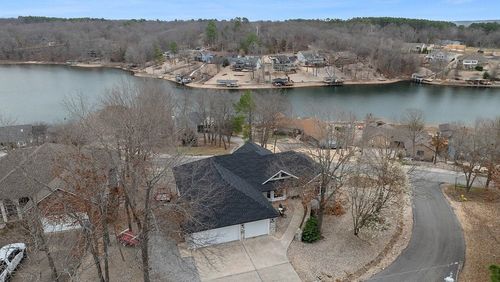 1 Evelynia Cir, Bella Vista, AR, 72715-3823 | Card Image