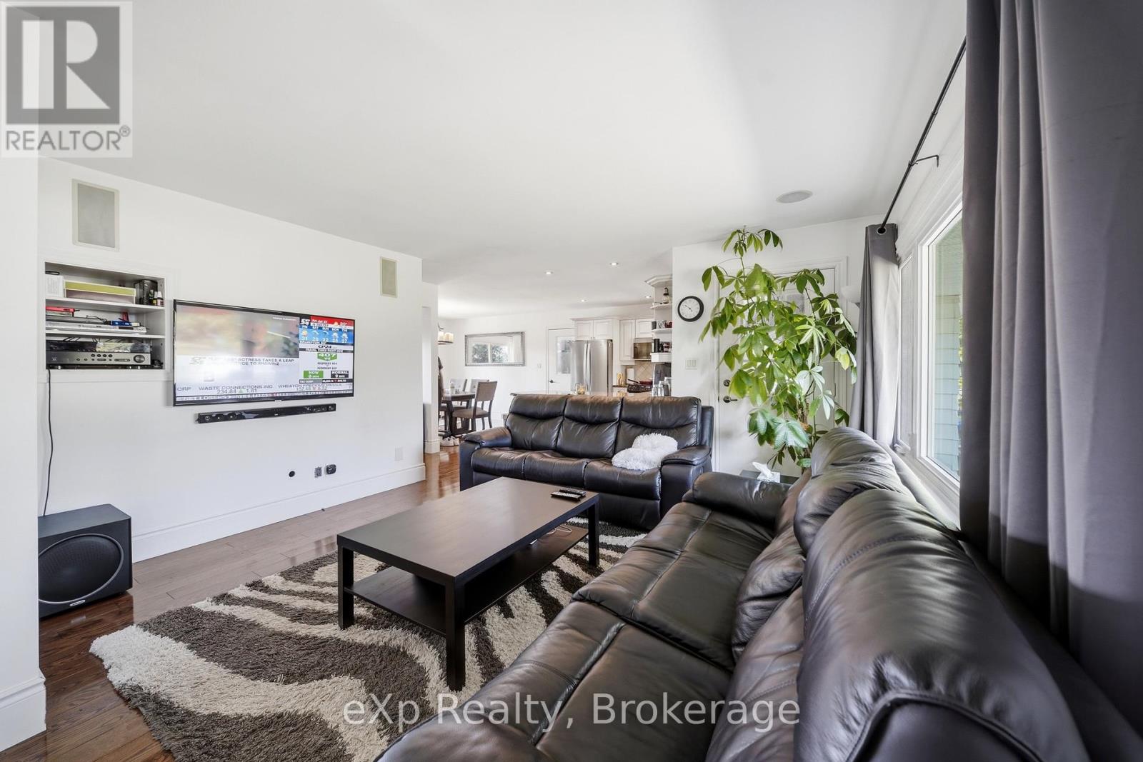 Residential Lease in Prince Edward County (Ameliasburg Ward) 4