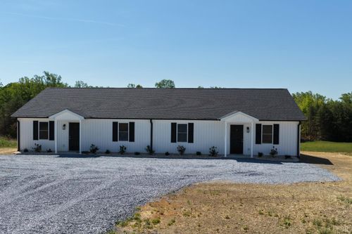 2266 Smith Mountain Lake Pkwy, Huddleston, VA, 24104-4700 | Card Image