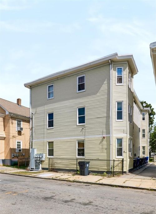 67 Russo St, Providence, RI, 02904-1278 | Card Image