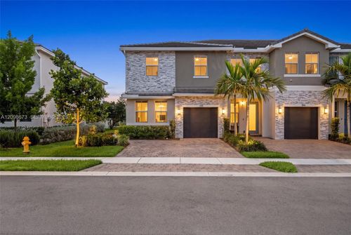 198 Sw 170th Ave, Pembroke Pines, FL, 33027-4966 | Card Image