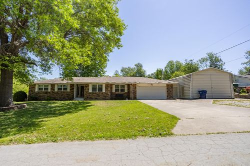 708 S Pine Ave, Republic, MO, 65738-2221 | Card Image