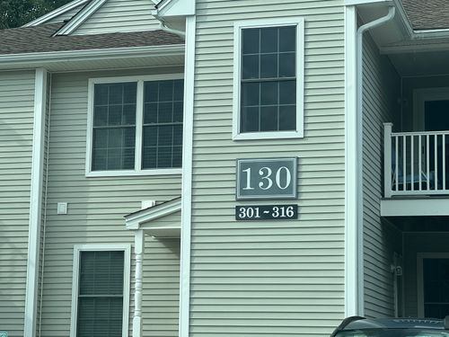 unit-313-130 Meridian St, Groton, CT, 06340-4070 | Card Image