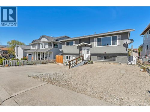 239 Roy Ave, Penticton, BC, V2A8E5 | Card Image