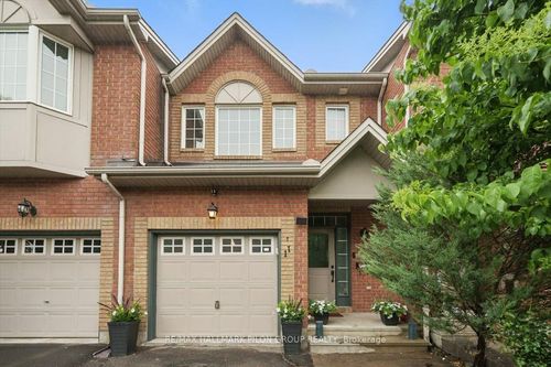 11 Great Oak Pvt, Ottawa, ON, K1G6P7 | Card Image