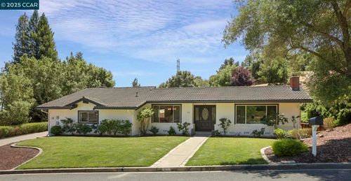 15 Ashbrook Pl, Moraga, CA, 94556-1324 | Card Image