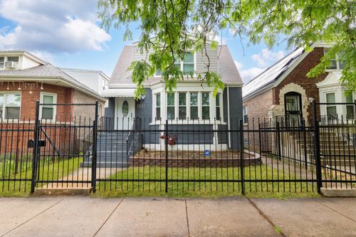 7638 S Laflin St, CHICAGO, IL, 60620-4129 | Card Image