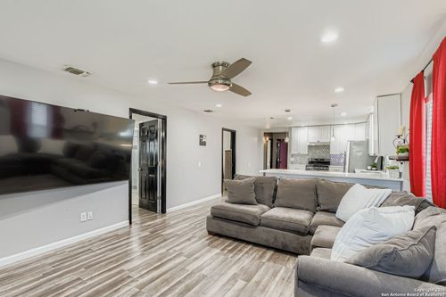 2414 Arbor Pl, San Antonio, TX, 78228-6404 | Card Image