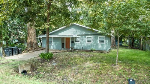 421 E Park St, Alvin, TX, 77511-2438 | Card Image