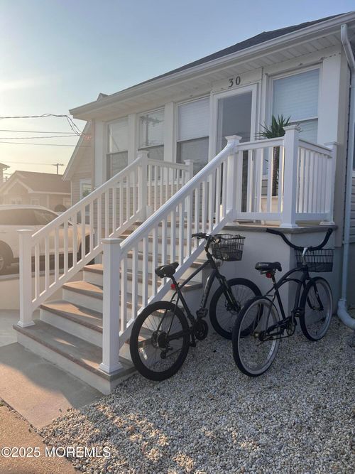 30 N St, Seaside Park, NJ, 08752-1427 | Card Image