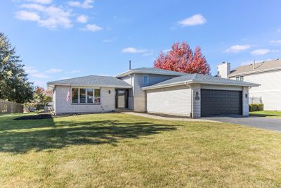 829 Wildwood Drive, House other with 4 bedrooms, 3 bathrooms and 6 parking in New Lenox IL | Image 1