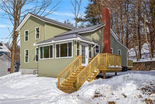 1934 Outlet Rd, Penn Yan, NY, 14527-8709 | Card Image