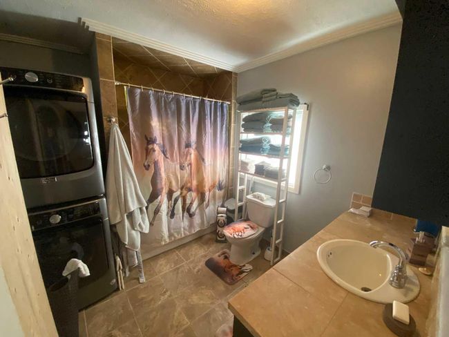 4909 51 Street, House other with 3 bedrooms, 2 bathrooms and 2 parking in Wanham AB | Image 14
