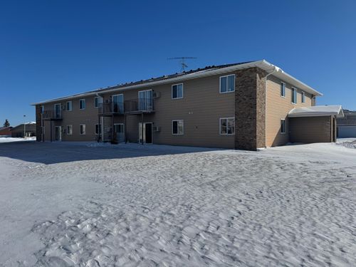 601 7th Street Sw, Roseau, MN, 56751 | Card Image