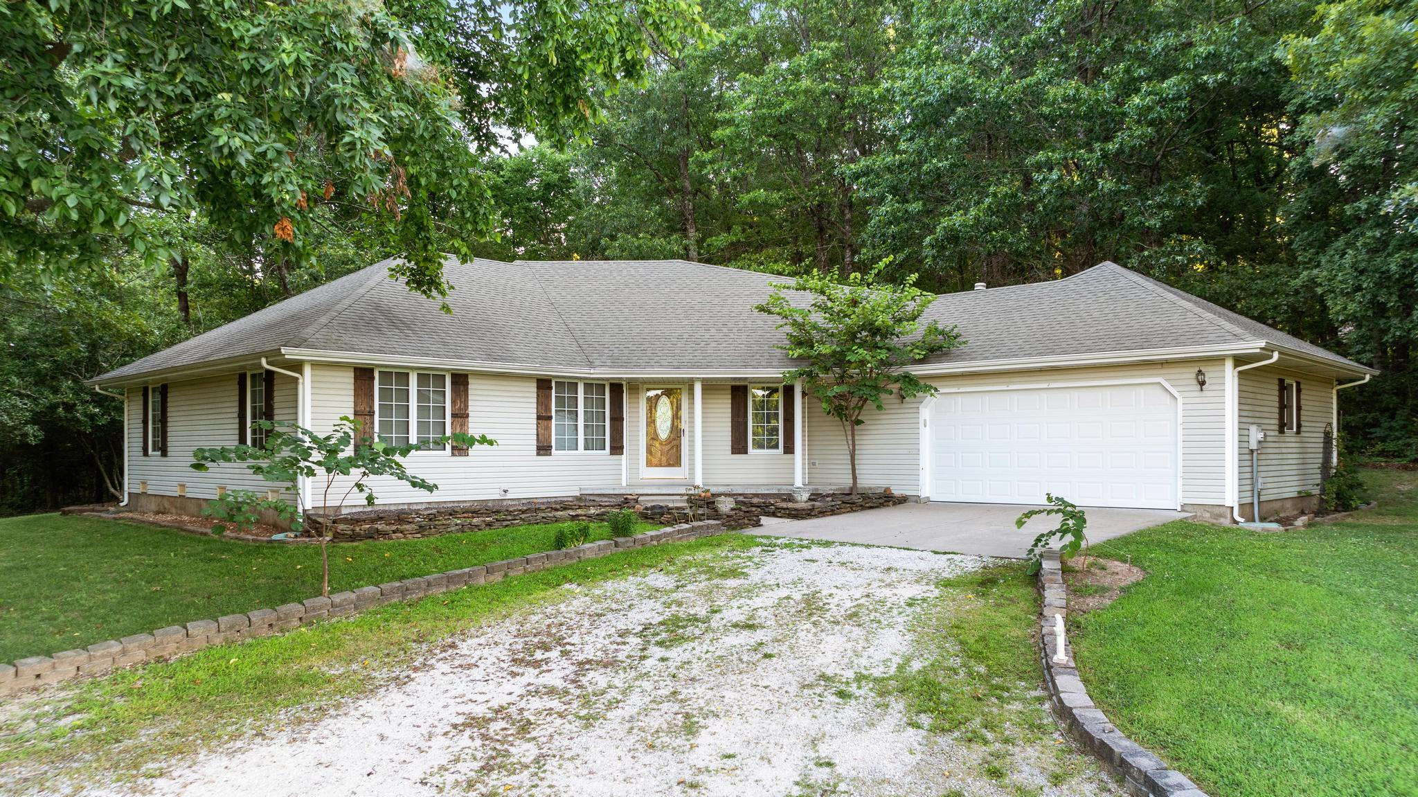 Farm Road 156 , Republic, MO 65738