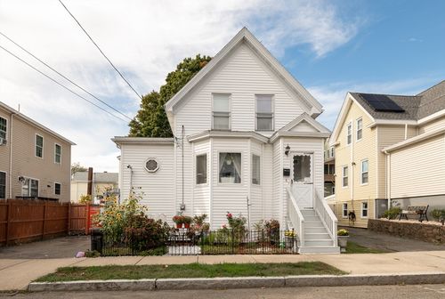 6 Washburn St, Lynn, MA, 01902-1514 | Card Image