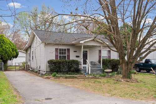 2736 Kenwood Dr, Hopkinsville, KY, 42240-3720 | Card Image