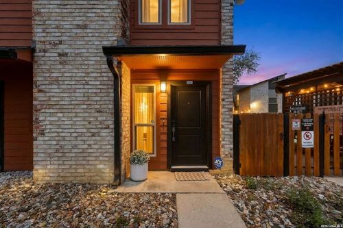 apt-304-2718 Old Field Dr, San Antonio, TX, 78247-3861 | Card Image