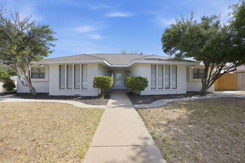 3201 Tealwood Pl, Midland, TX, 79705-3236 | Card Image
